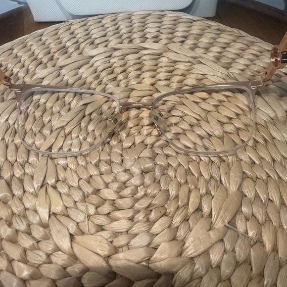 MICHAEL KORS MK 3044B Grooved rimless frame
51-17-140 - Picture 8 of 9